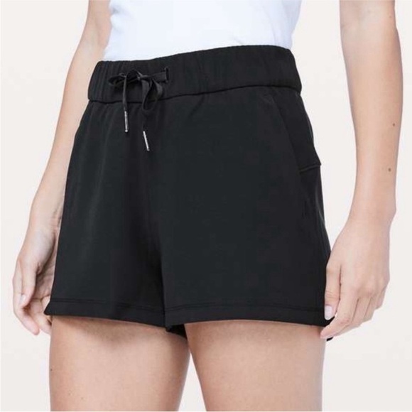 lululemon athletica Pants - Lululemon On The Fly Black Shorts 4